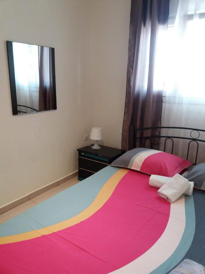 Jordan'S Studio House At เนอา มิคานิโอนา ภายนอก รูปภาพ